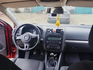 Авто Volkswagen Jetta 2010 № 8719134