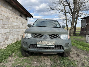 Авто Mitsubishi L 200 2008 № 8719236