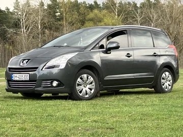 Авто Peugeot 5008 2013 № 8719319