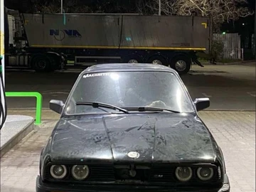Авто BMW 3 Серия 1988 № 8719322