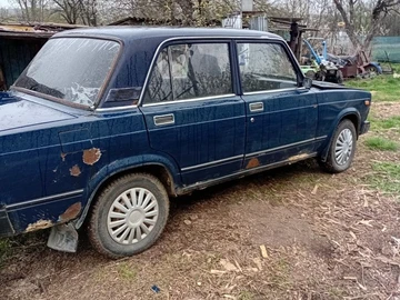 Авто ВАЗ 2107 1984 № 8719373