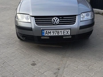 Авто Volkswagen Passat Variant 2002 № 8719536