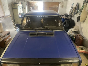 Авто ВАЗ 2105 1992 № 8719715