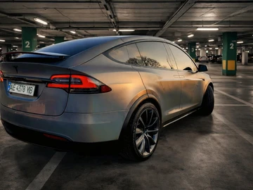 Авто Tesla Model X 2019 № 8719717