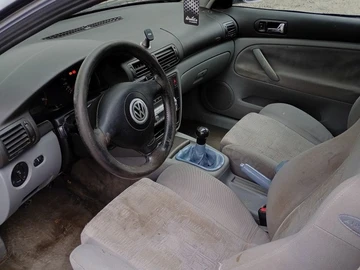 Авто Volkswagen Passat Sedan 1998 № 8719736