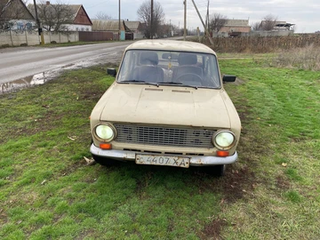 Авто ВАЗ 2101 1988 № 8719762