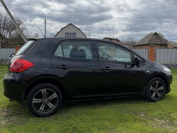 Авто Toyota Auris 2007 № 8719809