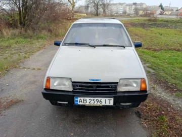 Авто ВАЗ 2109 1992 № 8719831