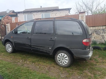 Авто Volkswagen Sharan 2000 № 8720016