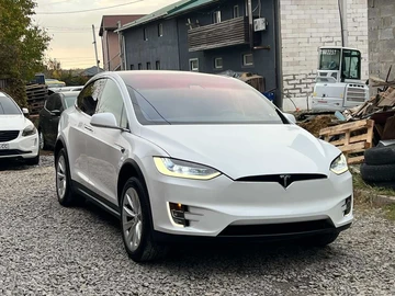 Авто Tesla Model X 2018 № 8720099
