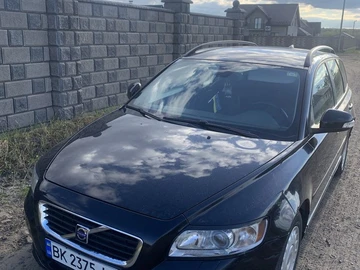Авто Volvo V50 2009 № 8720159