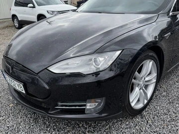 Авто Tesla Model S 2015 № 8720386