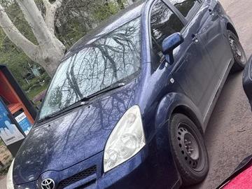 Авто Toyota Corolla Verso 2006 № 8720579