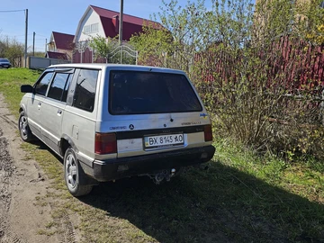 Авто Mitsubishi Space Wagon 1989 № 8720744