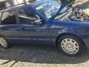 Авто Volkswagen Passat Variant 1995 № 8720929