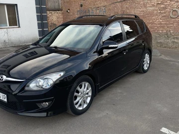 Авто Hyundai I30 2012 № 8720961