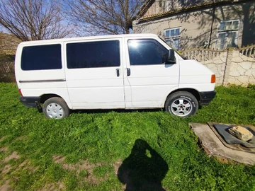 Авто Volkswagen Transporter 1995 № 8720972