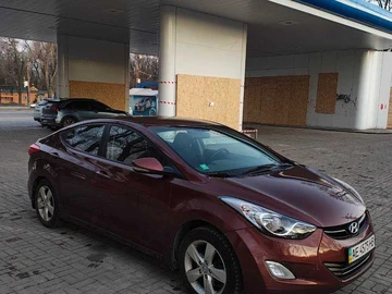 Авто Hyundai Elantra 2012 № 8720982