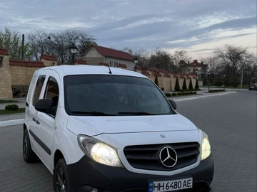 Авто Mercedes Mb 2015 № 8721204