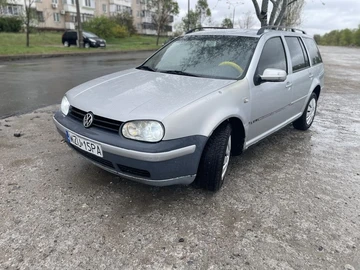 Авто Volkswagen Golf 2001 № 8721240