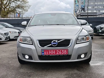Авто Volvo V50 2011 № 8721248