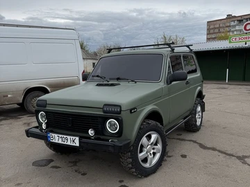Авто ВАЗ 2121 1995 № 8721368