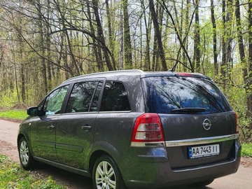 Авто Opel Zafira 2010 № 8721379