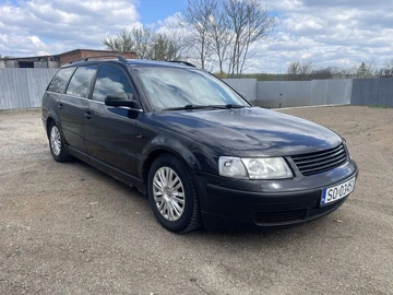 Авто Volkswagen Passat Sedan 2000 № 8721427
