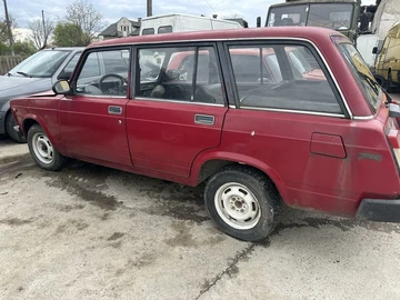 Авто ВАЗ 2104 1993 № 8721499