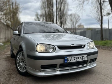 Авто Volkswagen Golf 2002 № 8721524