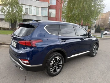 Авто Hyundai Santa Fe 2018 № 8721809
