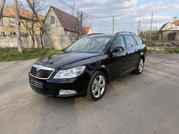 Авто Skoda Octavia 2009 № 8721948