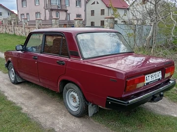 Авто ВАЗ 2107 2002 № 8722142