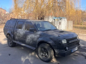 Авто Nissan Navara 2004 № 8722417