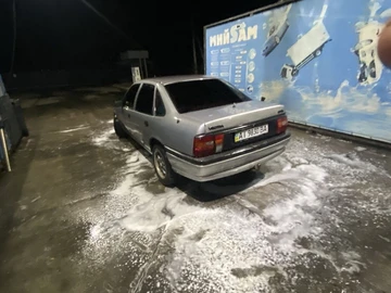 Авто Opel Vectra 1993 № 8722626