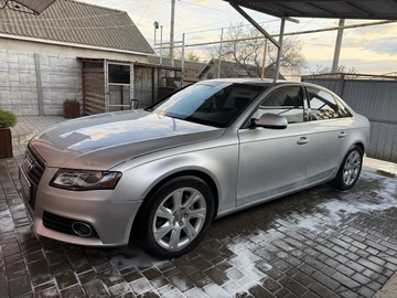 Авто Audi A4 2010 № 8722701