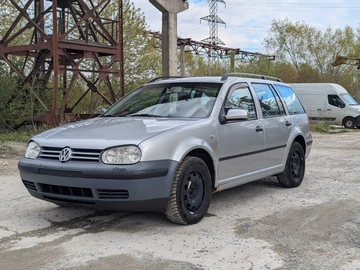 Авто Volkswagen Golf 2001 № 8722877