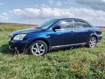 Авто Toyota Avensis 2003 № 8722916