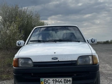 Авто Ford Escort 1988 № 8722924