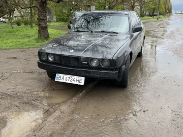 Авто BMW 5 Серия 1993 № 8723035