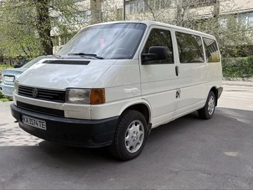 Авто Volkswagen Transporter 1995 № 8723039