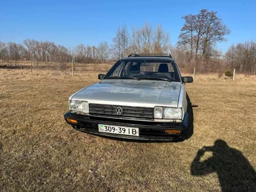 Авто Volkswagen Passat Variant 1987 № 8723115