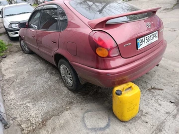 Авто Toyota Corolla 1999 № 8723118