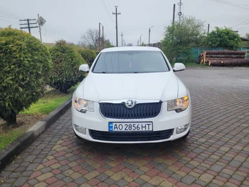 Авто Skoda Superb 2009 № 8723135