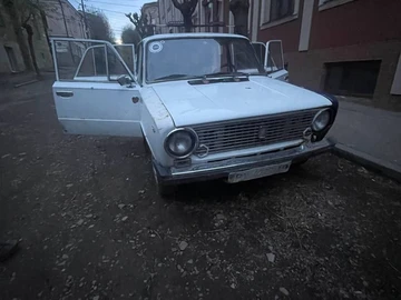 Авто ВАЗ 2101 1982 № 8723197