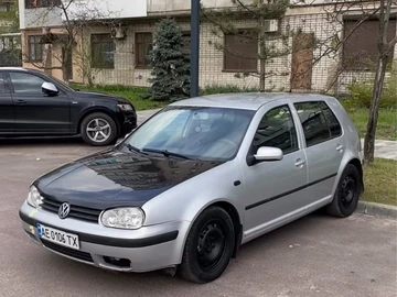 Авто Volkswagen Golf 1999 № 8723260