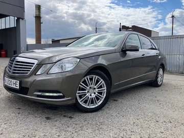 Авто Mercedes 220 2012 № 8723365