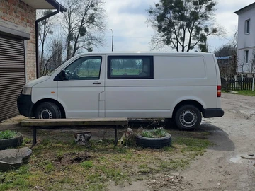 Авто Volkswagen Multivan 2004 № 8723437