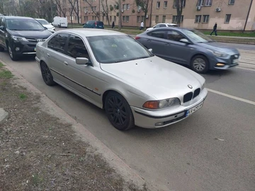 Авто BMW 5 Серия 1998 № 8723516