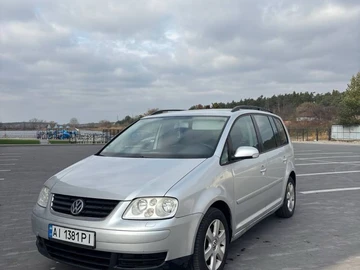 Авто Volkswagen Touran 2005 № 8723597